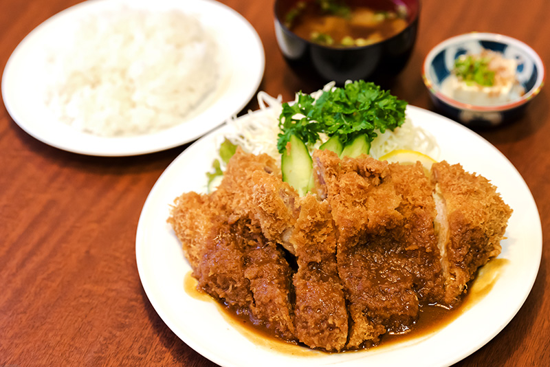 とんかつ かつ平 びぜんハートあそぼ