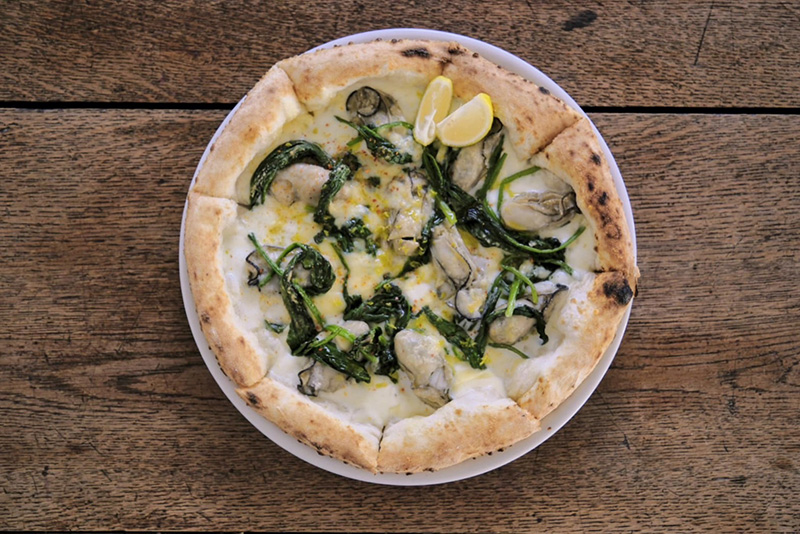 海とピッツァ