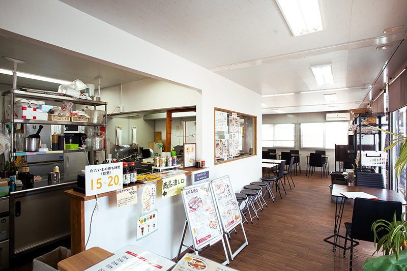 カキオコ屋　暖里（ゆるり）